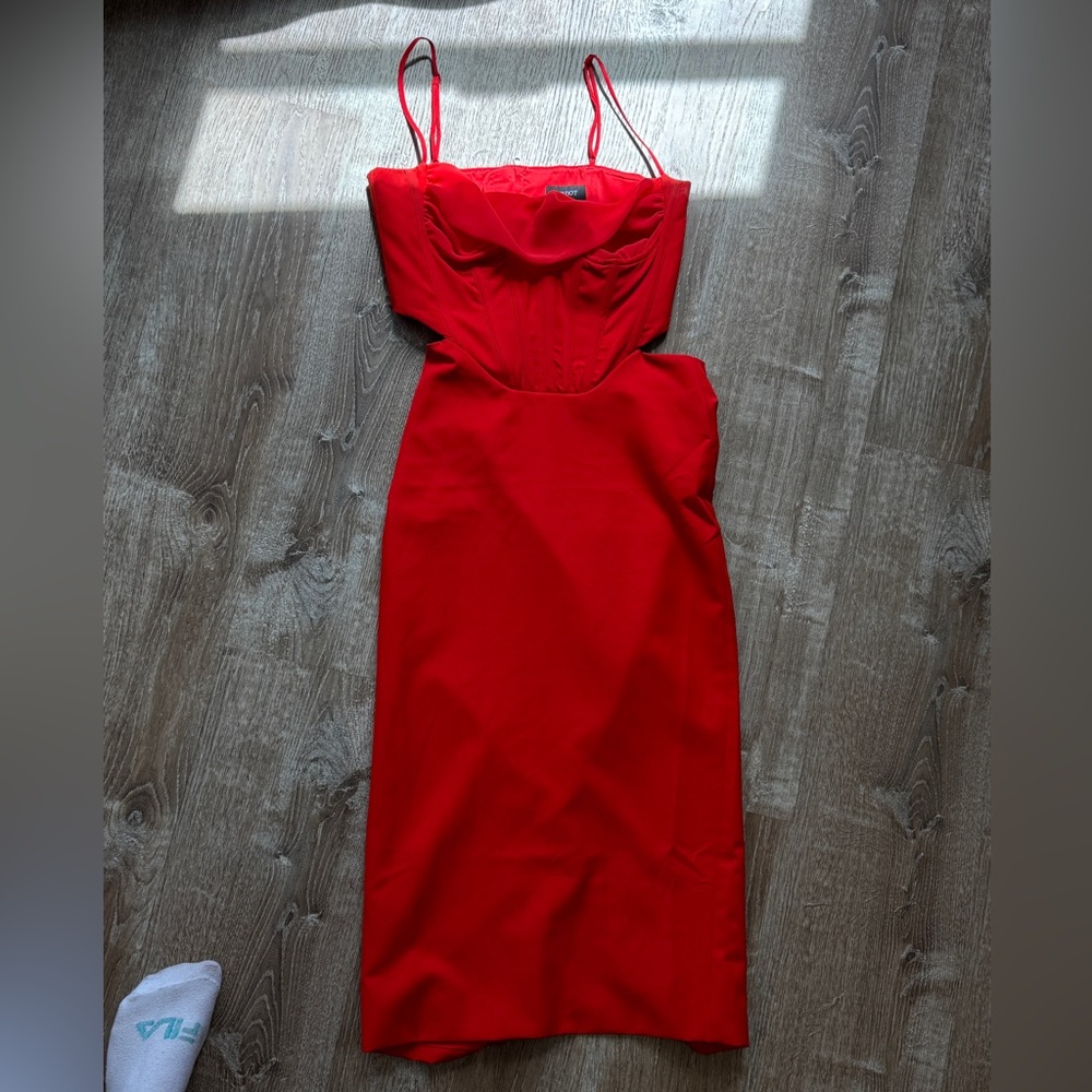 Bardot Martini Midi Dress in Fire Red Sweetheart Bodice - Picture 5 of 5